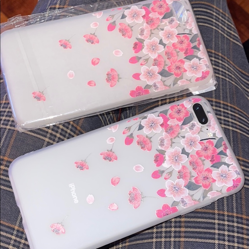 iPhone case - Picture 2 of 2